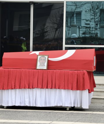 Trabzon’da kalp krizi geçiren polis memuru hayatını kaybetti