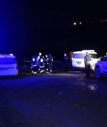 Gölet kenarında bir erkek cesedi bulundu