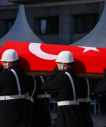 Kazada şehit olan polisimiz son yolculuğuna uğurlandı