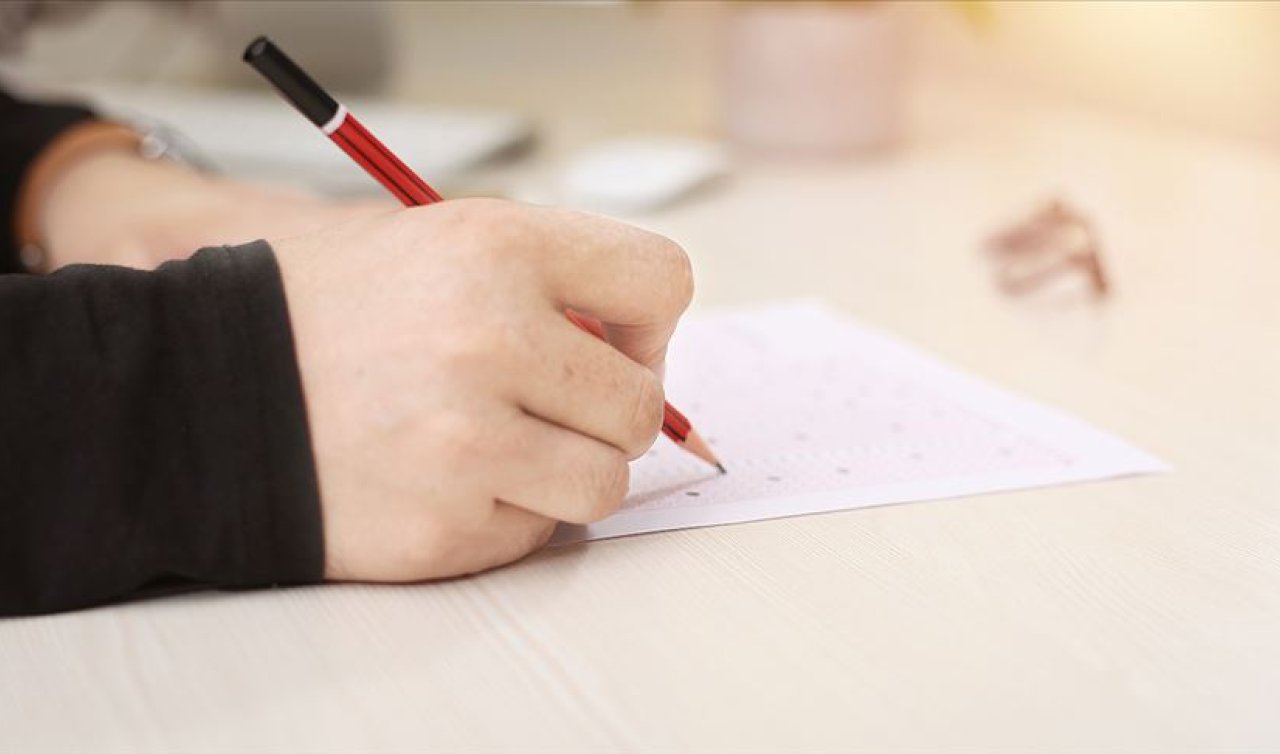 2026 AÖF Sınav giriş belgeleri yayımlandı mı? AÖF sınavları ne zaman yapılacak? Bu hafta sınav var mı? AÖF sınav yeri nasıl sorgulanır?