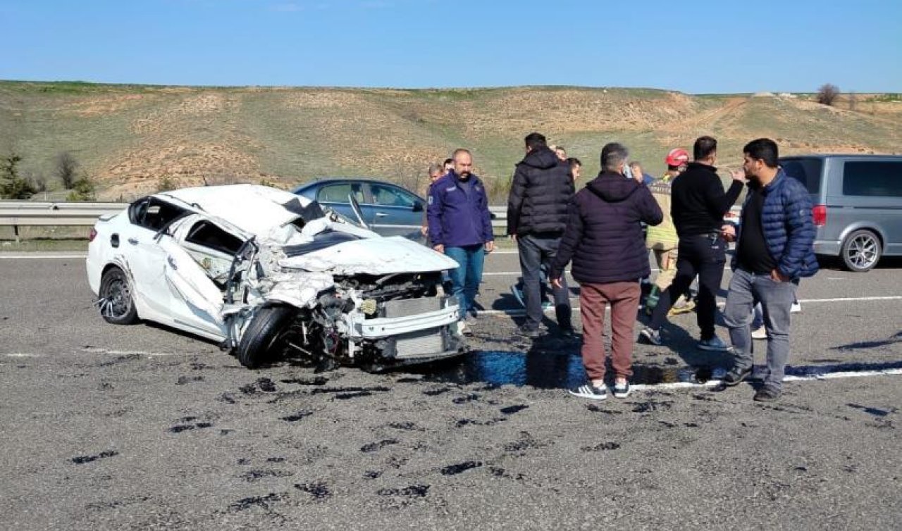 Tıra çarpan otomobil taklalar atarak durabildi: 1 ağır yaralı