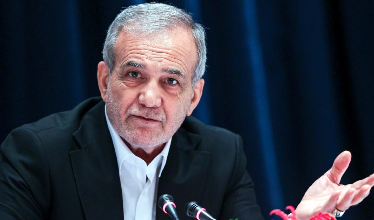 Pezeşkiyan’dan Trump’ın hedef aldığı Papa 14. Leo’ya destek mesajı