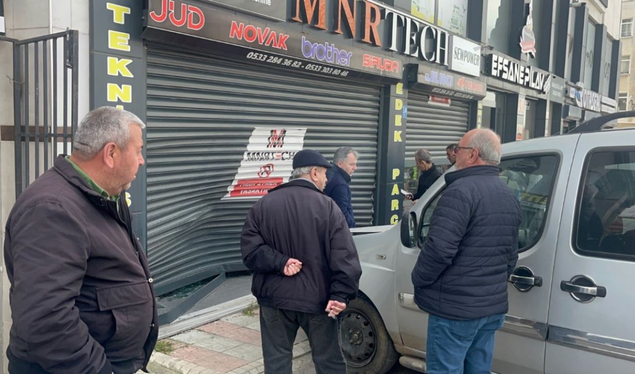 Fren yerine gaza bastı! Araç dükkana daldı