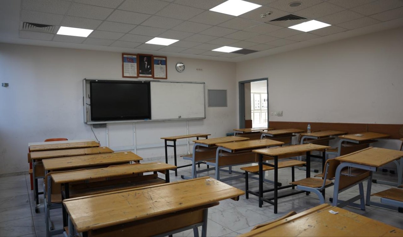 15 Nisan Çarşamba Şanlıurfa’da okul var mı? Şanlıurfa’da yarın okullar tatil mi? Yarın okullar tatil mi 15 Nisan 2026