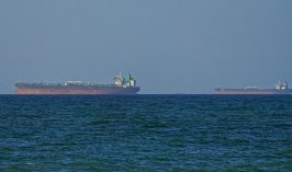 Hürmüz Boğazı gerilimi: Gemiler geri dönüyor