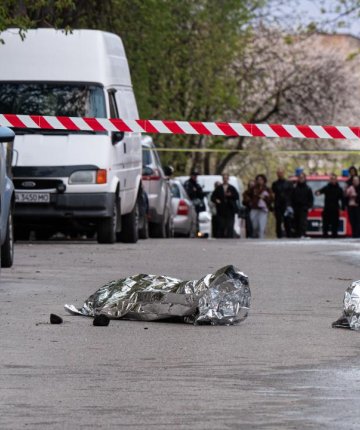 Kimliği belirsiz bir kişinin ateş açması sonucu 6 kişi öldü