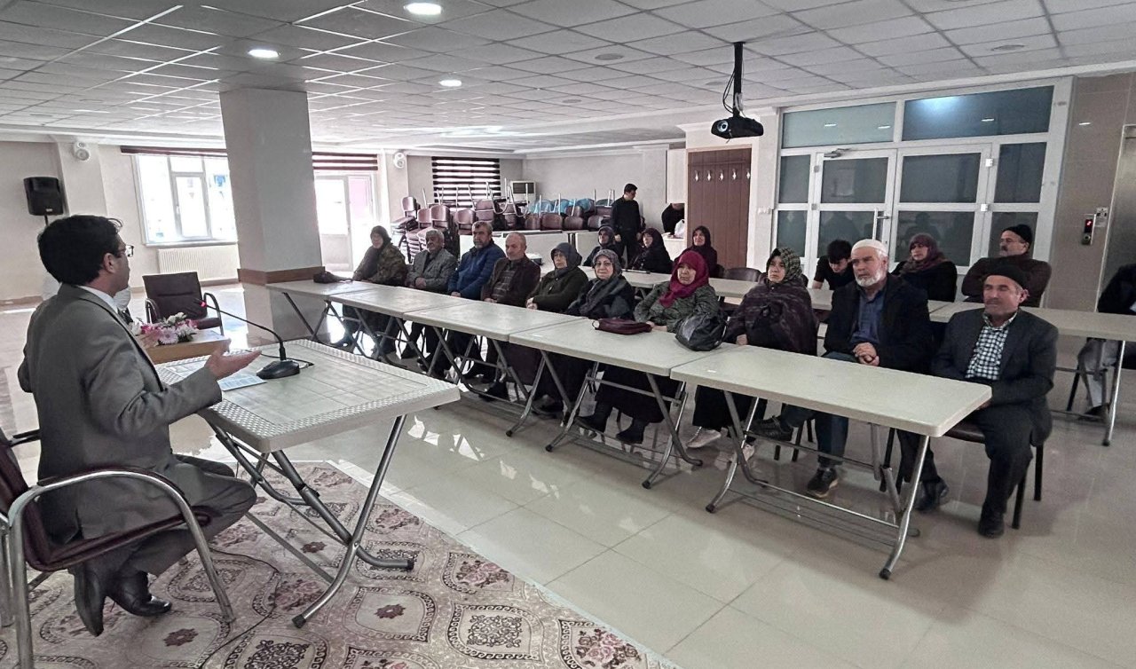 Bozkır’da 2026 hac yolcuları için eğitim ve hazırlık semineri