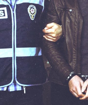 Tehdit içerikli paylaşımlar yapan 25 şüpheli hakkında gözaltı kararı 