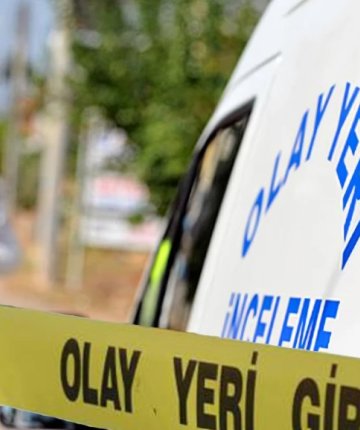 Bir kişi cami önünde silahla vurulmuş halde ölü bulundu