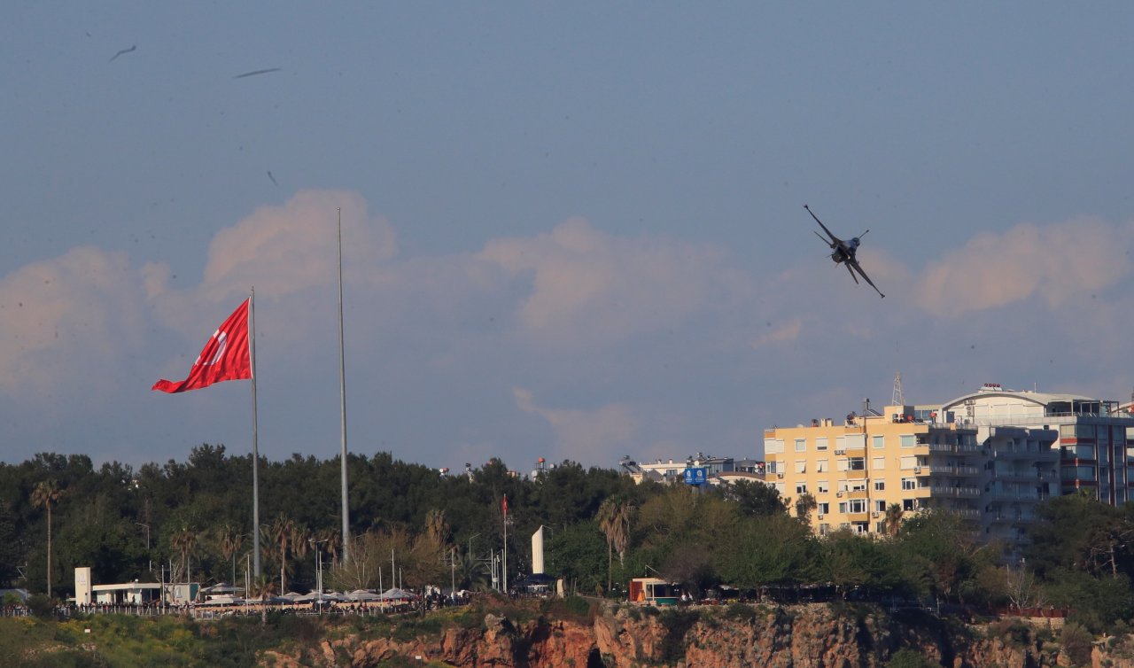 SOLOTÜRK’ten nefes kesen prova