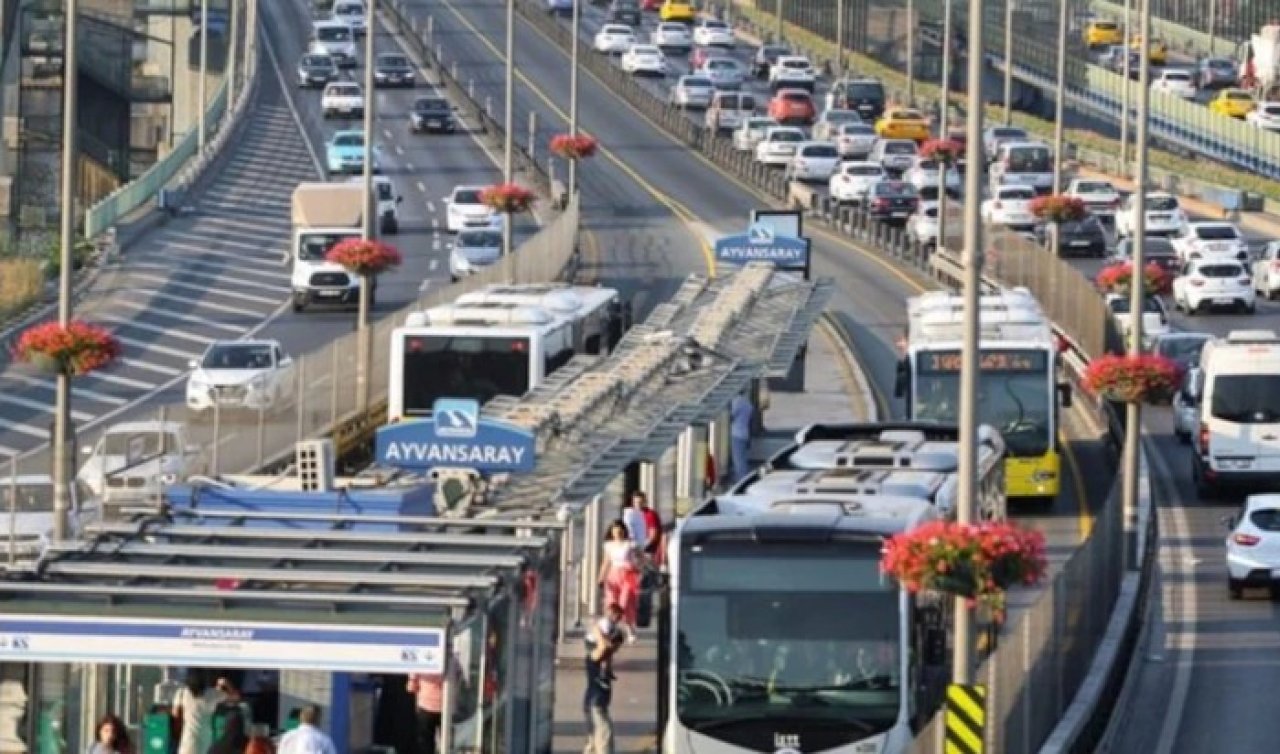 23 Nisan İstanbul’da ulaşım kararı: Metro, İETT, metrobüs, vapur hepsini kapsıyor | Metro, metrobüs, İETT 23 Nisan’da bedava mı?