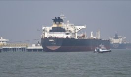 İran basını: Hürmüz Boğazı’ndan bir tanker gemisi daha geçti