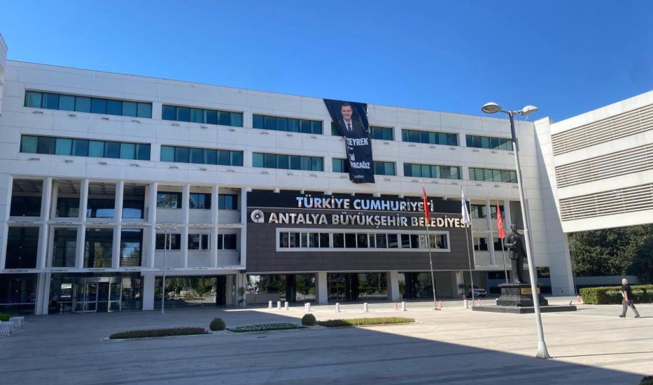Antalya Büyükşehir Belediyesine yönelik yeni operasyon: 34 gözaltı kararı 