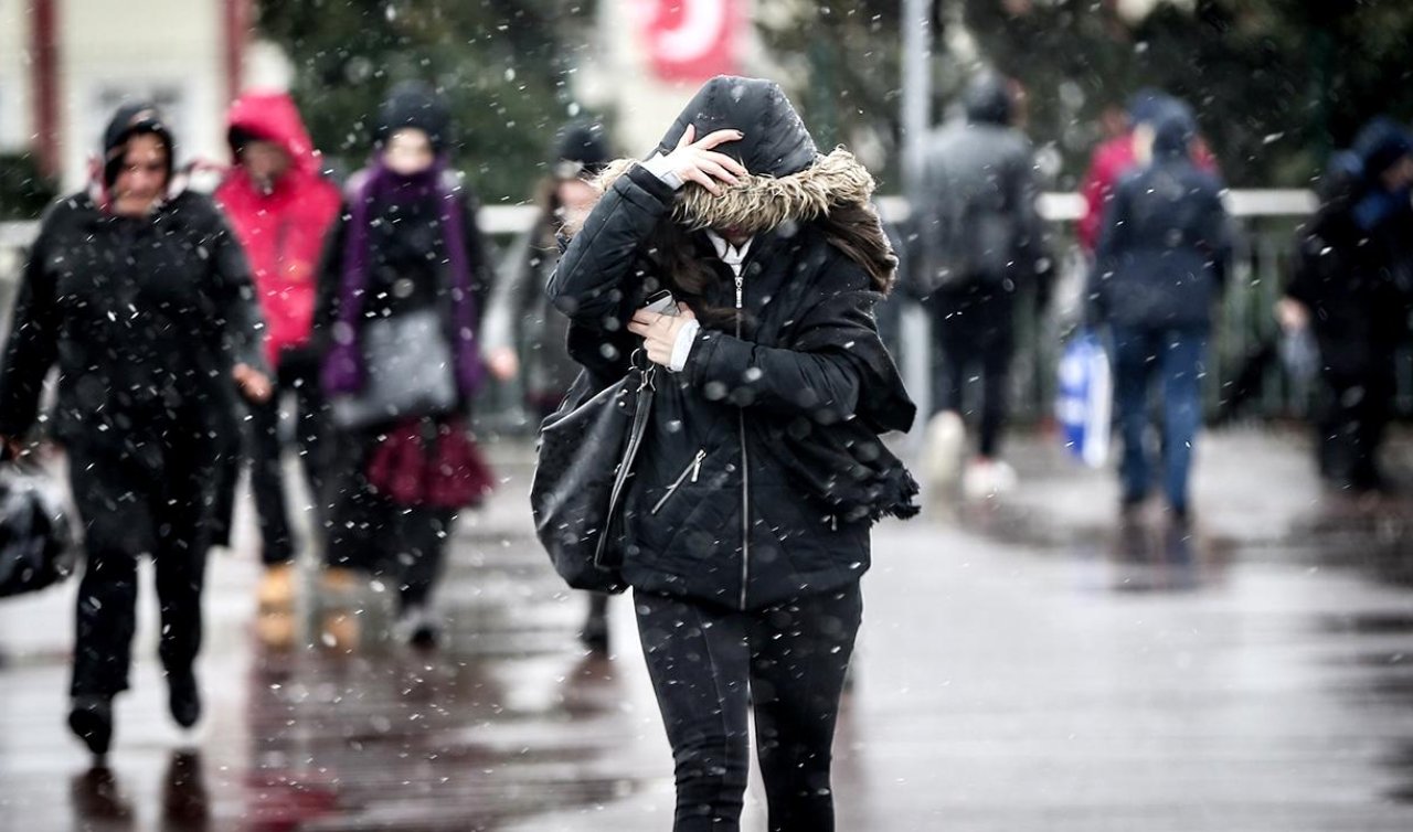8 il için “sarı“ uyarı: Sağanak ve karla karışık yağışa dikkat
