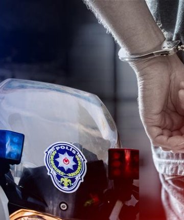 Sahte ikamet izni operasyonunda 31 gözaltı