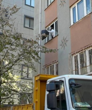 Çöp evin altından dram çıktı: “Bir senedir dışarı çıkmıyorum’’