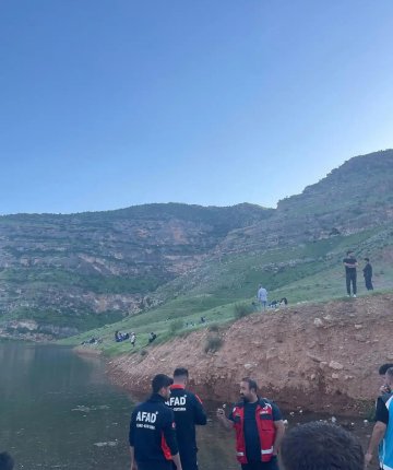 Kayalıklardan düşen şahıs hayatını kaybetti