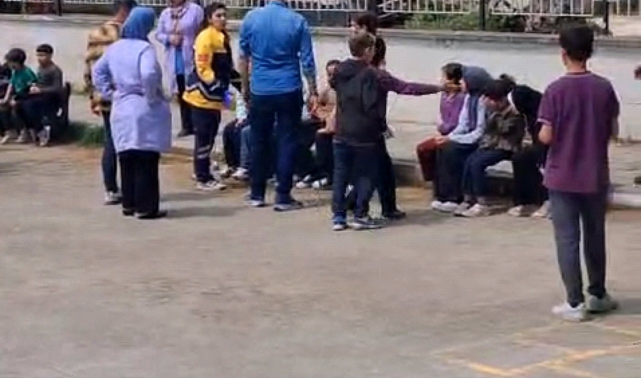İndirimli çiğ köfte yiyen 28 öğrenci hastanelik oldu