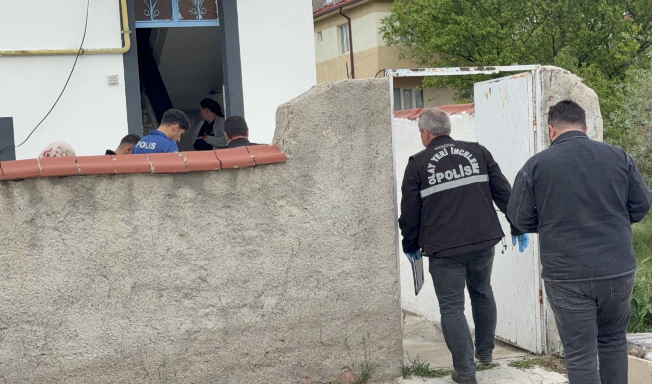 Yaşlı kadın banyoda ölü bulundu