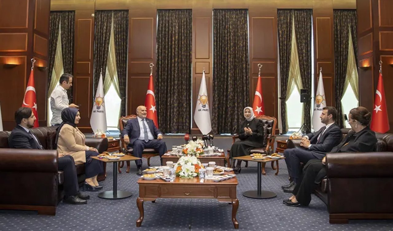 AK Parti ile CHP 3 bayram aradan sonra yeniden bayramlaştı