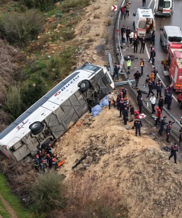 10 kişinin öldüğü otobüs kazasında Adli Tıp raporu çıktı 