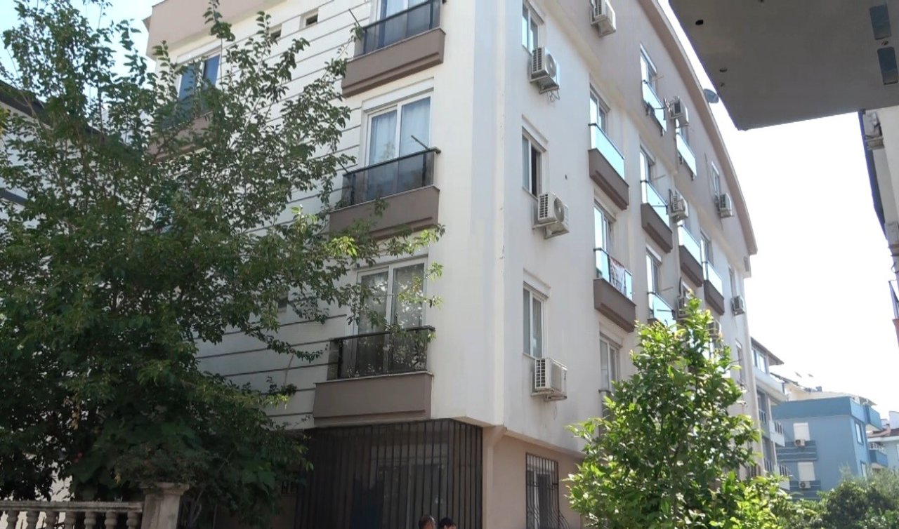 Kendini kilitlediği evi yakmaya çalıştı: Yakalanınca sinir krizi geçirdi