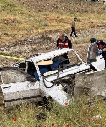 Köprüden düşen otomobildeki 2 çocuk hayatını kaybetti