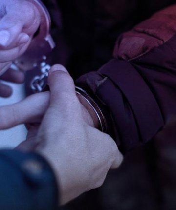 İstanbul Havalimanı’nda hanutçuluk yapan 21 zanlı yakalandı