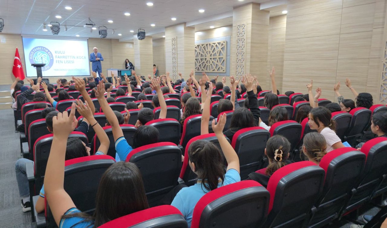 Kulu Fahrettin Koca Fen Lisesi tanıtım günü yoğun ilgi gördü