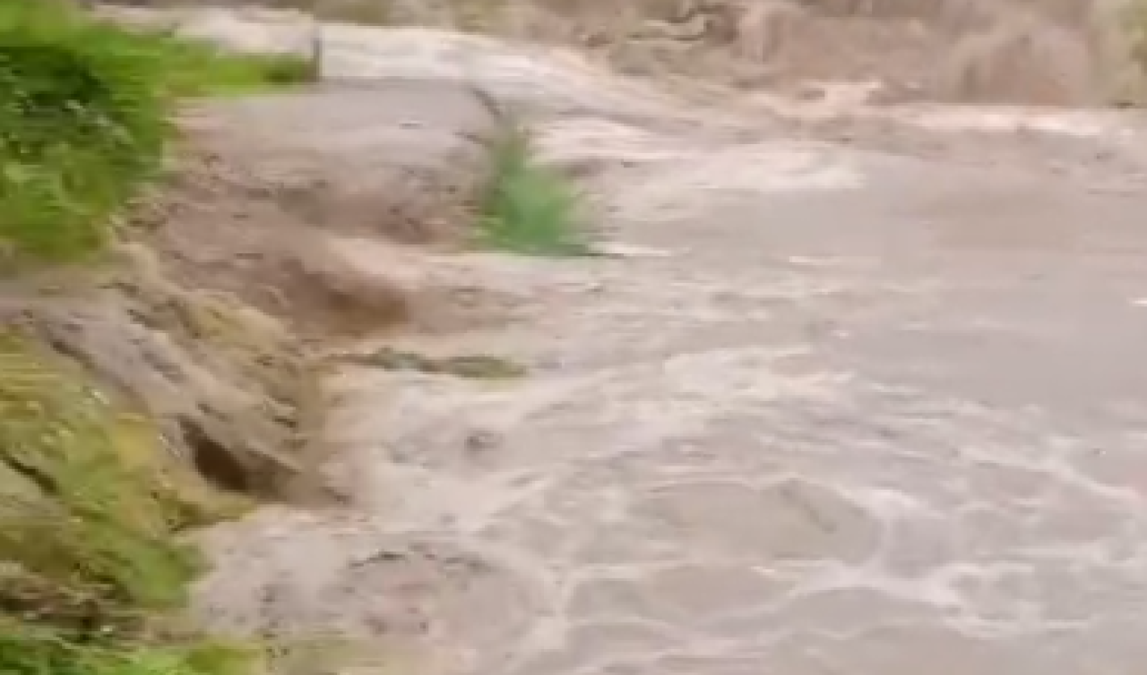 Konya’da sel felaketi! Her yer göl oldu