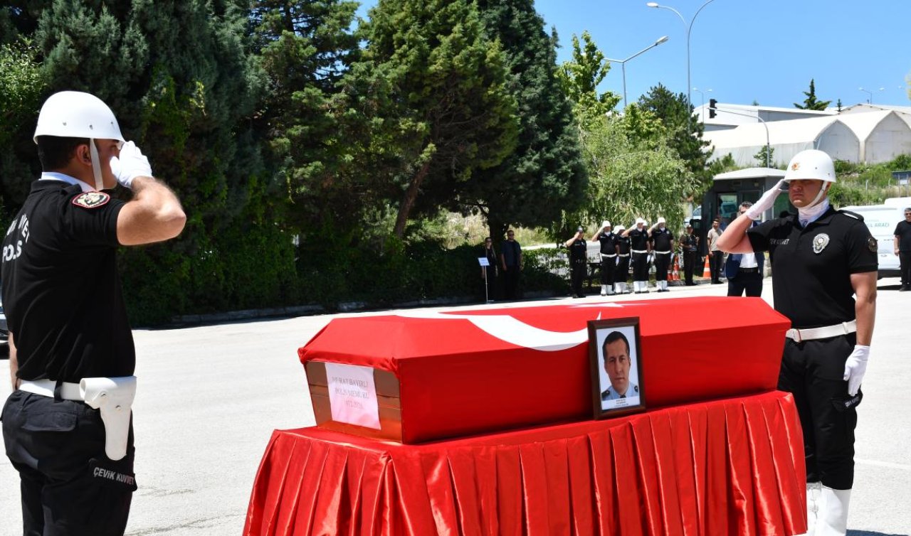 Görev başında kalp krizi geçiren polis memuru son yolculuğuna uğurlandı