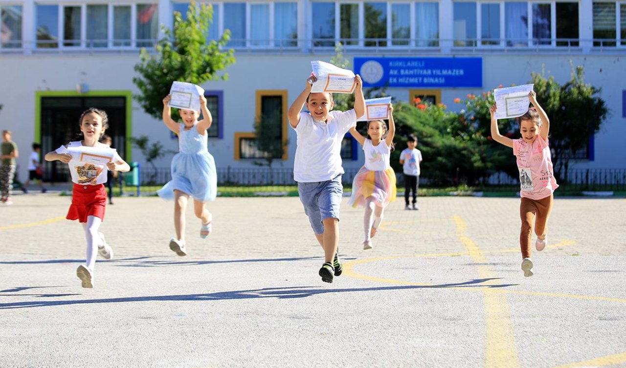Yaklaşık 18 milyon öğrenci cuma günü karne heyecanı yaşayacak