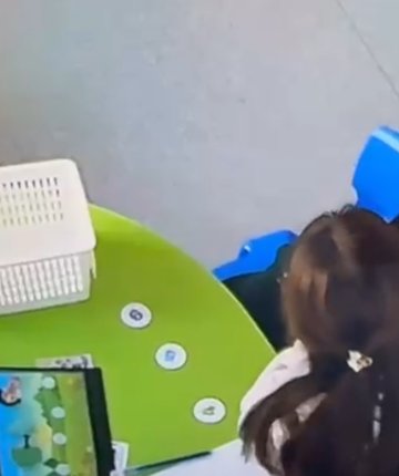 Rehabilitasyon merkezinde otizmli çocuğa şiddet!