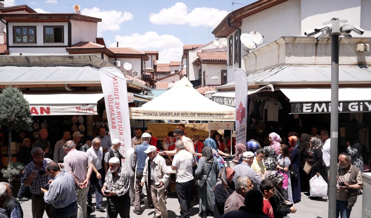 Konya Vakıflar Bölge Müdürlüğü’nden üç ilde aşure ikramı