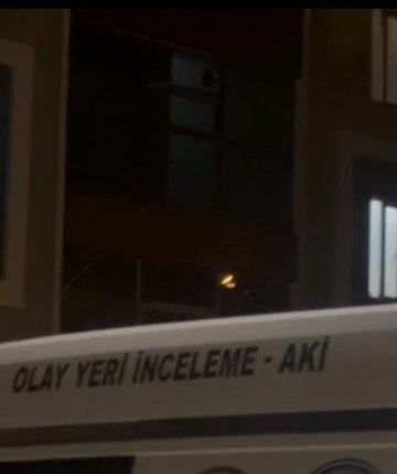 Boşandığı eşi ile yanındakini pompalı tüfekle öldürdü