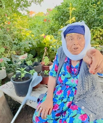 CHP eski milletvekiliyle kardeşi arasında “anne’’ tartışması jandarmaya taşındı