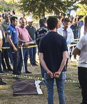 Ambulansın çarptığı çocuk hayatını kaybetti