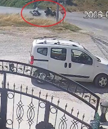 2 motosikletin karıştığı kazada karı koca öldü! 1 çocuk yaralandı