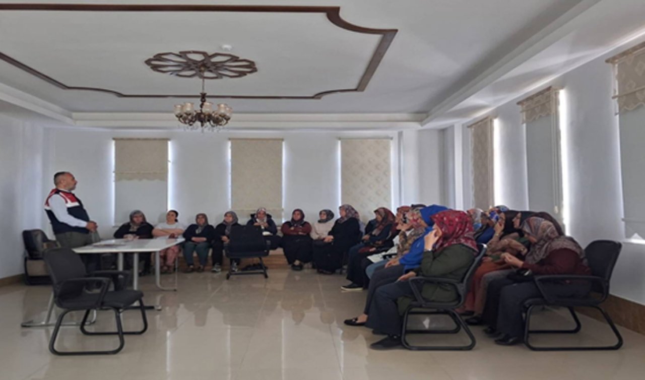 Konya’da kadınlara bağımlılıkla mücadele semineri