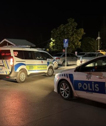 “Dur’’ ihtarına uymayan motosikletli bekçiye çarptı