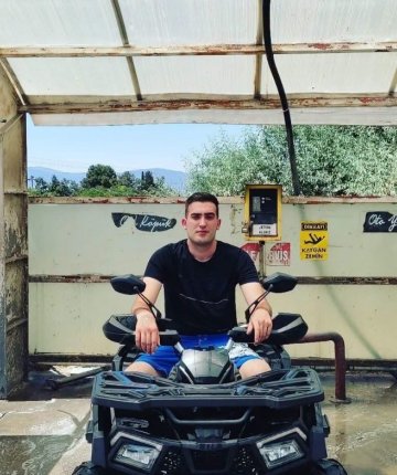 Kalp krizi geçiren genç evinde ölü bulundu!