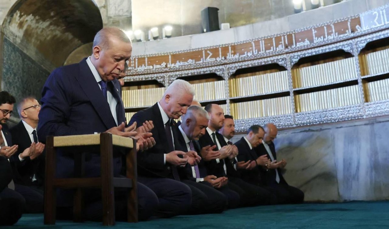 Cumhurbaşkanı Erdoğan: Ayasofya’nın dirilişi mübarek olsun