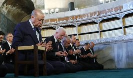 Cumhurbaşkanı Erdoğan: Ayasofya’nın dirilişi mübarek olsun