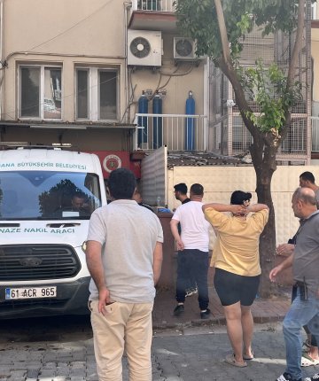 Kan donduran cinayet! Kadını öldürdü tanık olan 2 genci de vurdu