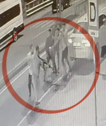 Sokak ortasında pompalı tüfekli dehşetin güvenlik kamerası görüntüsü ortaya çıktı