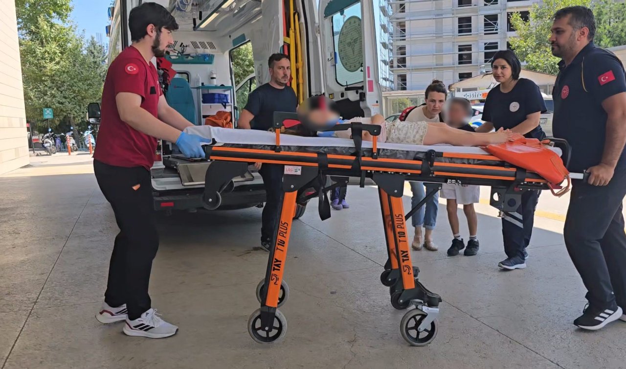 Otomobil motosikletle çarpıştı: 2’si çocuk 3 yaralı