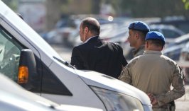 Menderes Belediye Başkanı Çiçek tutuklandı