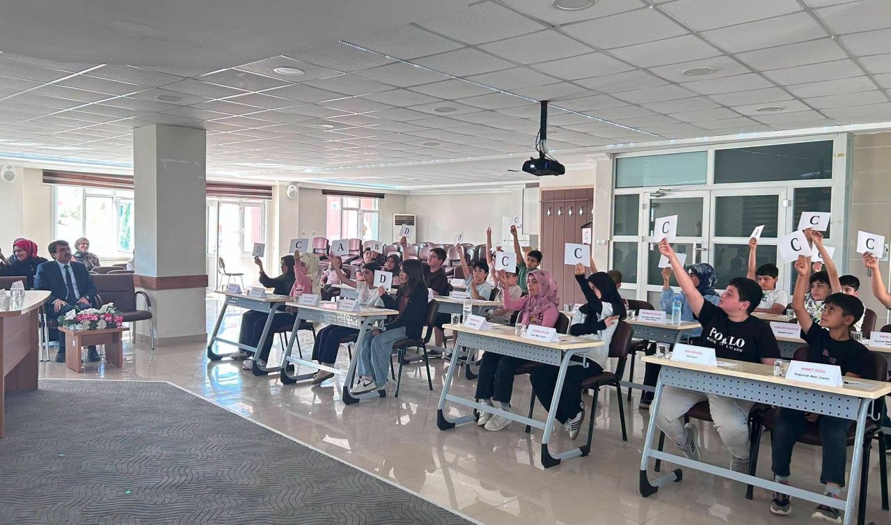 Bozkır’da Yaz Kur’an Kursları öğrencileri bilgi yarışmasında yarıştı